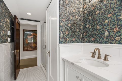 Tiny photo for 2528 Sheridan Road, Evanston, IL 60201 (MLS # 12518289)