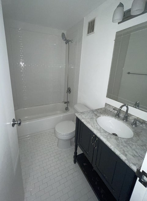 Tiny photo for 111 ACACIA Drive #203, Indian Head Park, IL 60525 (MLS # 12771545)