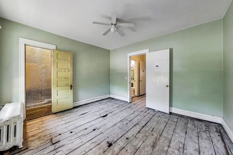 Tiny photo for 5049 N Ashland Avenue, Chicago, IL 60640 (MLS # 12483734)