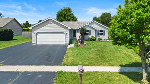 Photo of 911 COTTONWOOD Drive, Elwood, IL 60421 (MLS # 12699783)