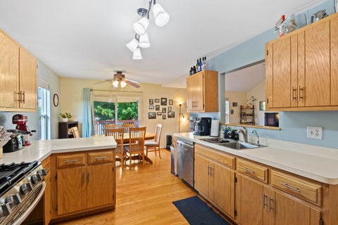 Tiny photo for 911 COTTONWOOD Drive, Elwood, IL 60421 (MLS # 12699783)