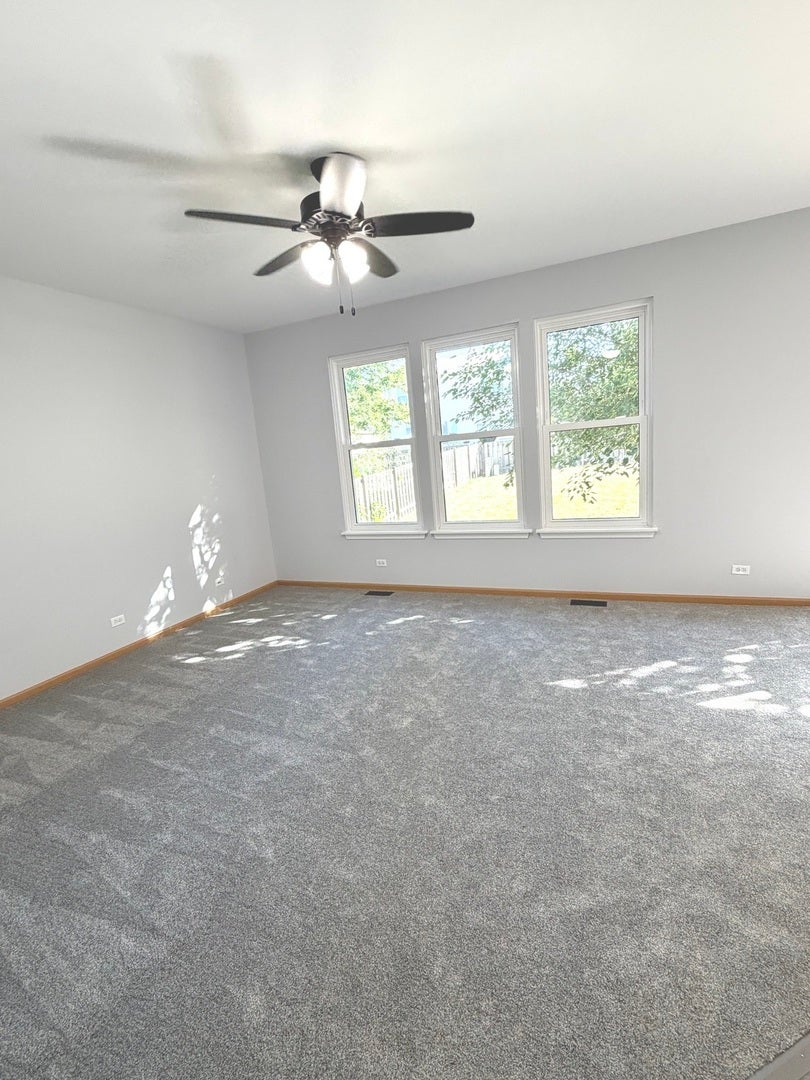 2384 LUNDQUIST Drive