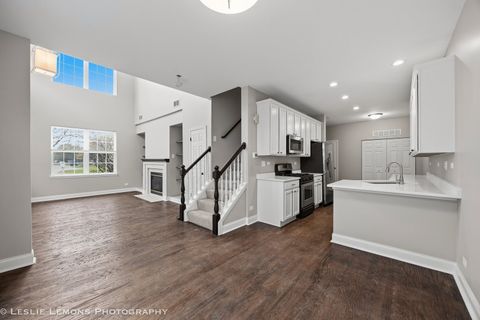 Tiny photo for 2233 Hillsboro Court, Aurora, IL 60503 (MLS # 12628304)