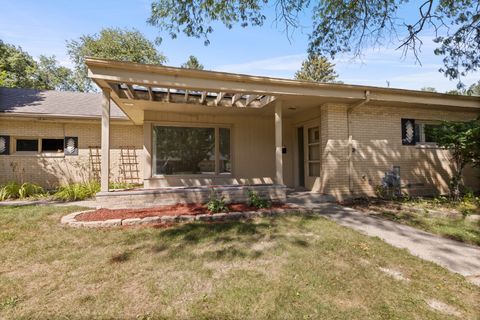 Tiny photo for 1104 Winthrop Lane, Rockford, IL 61107 (MLS # 12461661)