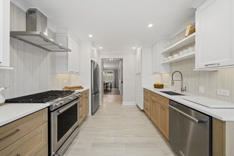 Tiny photo for 7725 Sawyer Road, Darien, IL 60561 (MLS # 12545357)