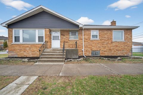 Photo of 6025 W 55th Street, Chicago, IL 60638 (MLS # 12589476)