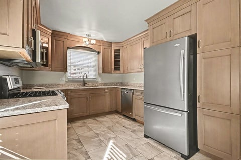 Tiny photo for 8533 W Sun Valley Drive, Palos Hills, IL 60465 (MLS # 12762160)