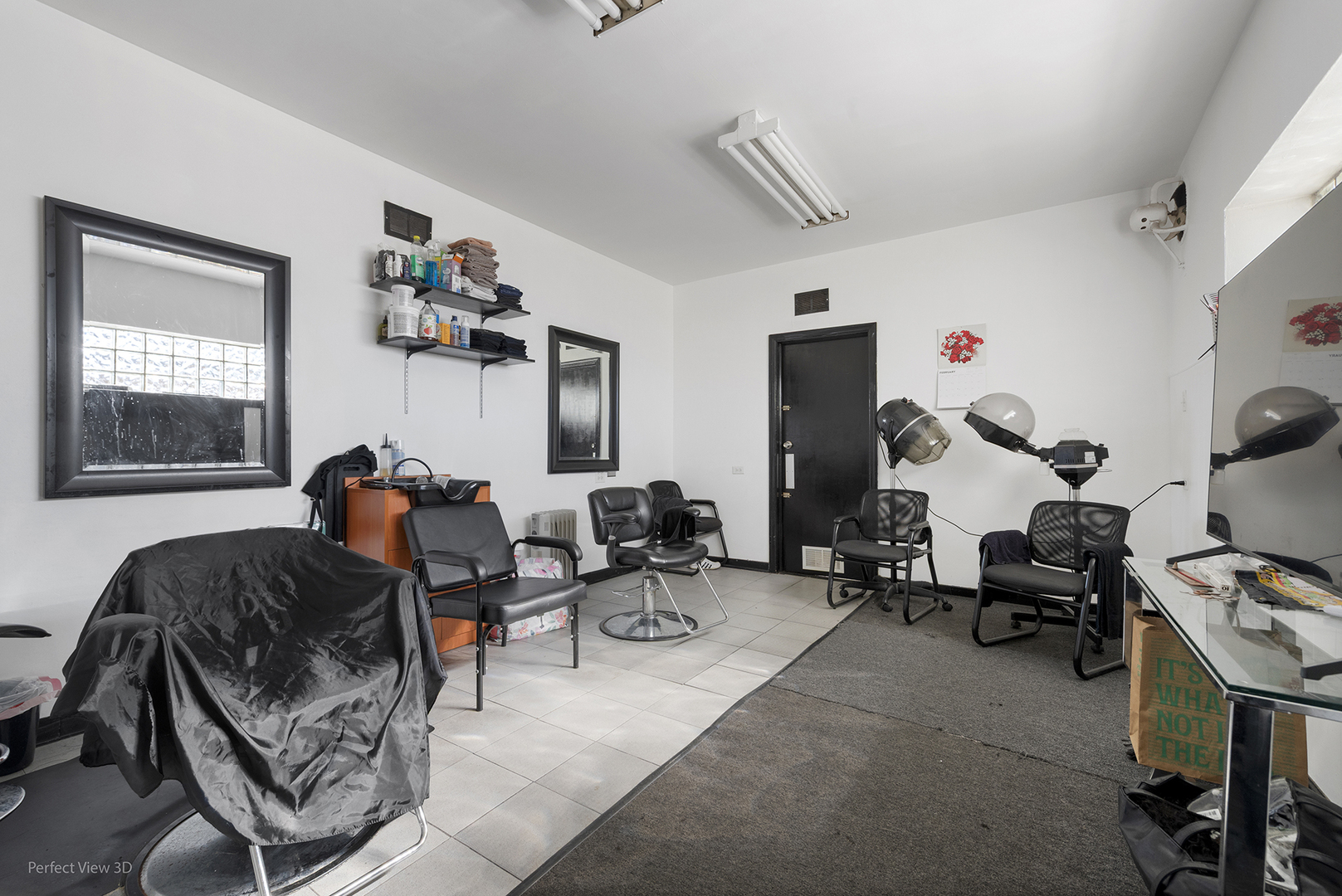 7847 S Maryland Avenue