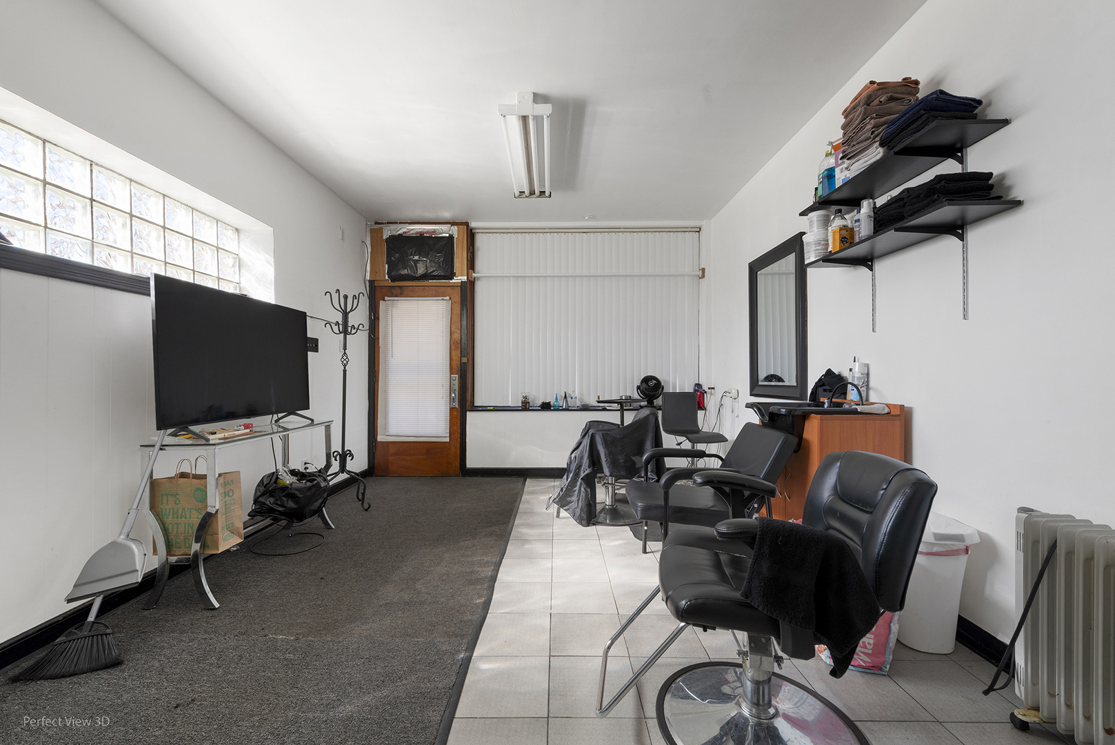 7847 S Maryland Avenue