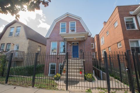 2728 N Campbell Avenue Chicago IL 60647