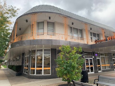 Photo of 6227 Cermak Road #200, Berwyn, IL 60402 (MLS # 12601721)