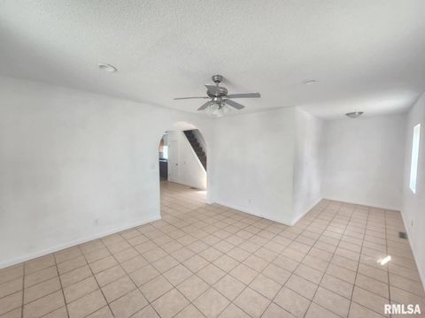 Tiny photo for 218 ROSS Street, Kewanee, IL 61443 (MLS # QC4261661)