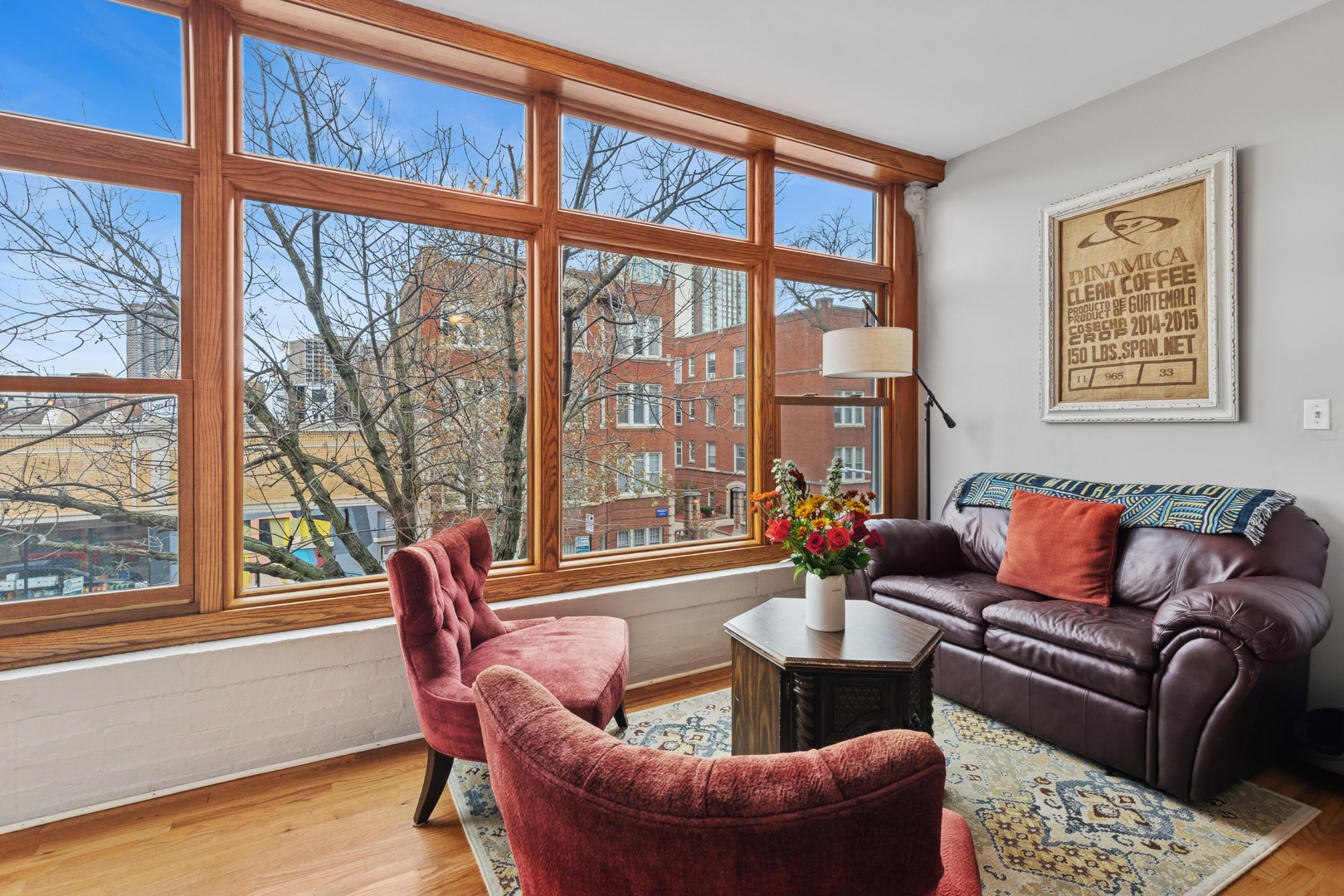 559 W Aldine Avenue 2