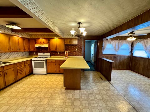 Tiny photo for 335 N Washington Street, Tiskilwa, IL 61368 (MLS # 12735190)