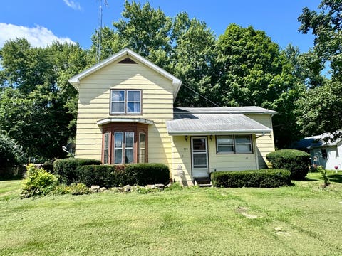 Tiny photo for 335 N Washington Street, Tiskilwa, IL 61368 (MLS # 12735190)
