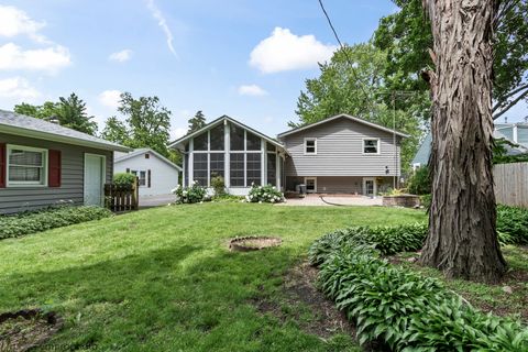Tiny photo for 33338 N Sears Boulevard, Grayslake, IL 60030 (MLS # 12657701)