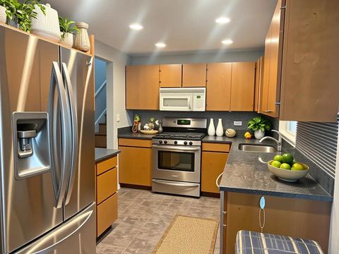 Tiny photo for 33338 N Sears Boulevard, Grayslake, IL 60030 (MLS # 12657701)
