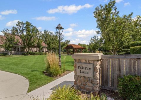 Tiny photo for 1606 FAIRFAX Lane, Oakbrook Terrace, IL 60181 (MLS # 12542546)