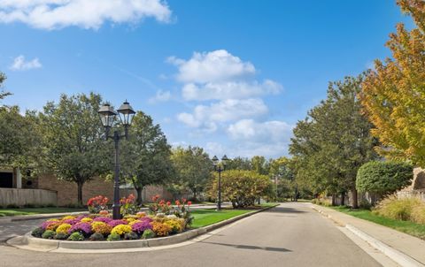 Tiny photo for 1606 FAIRFAX Lane, Oakbrook Terrace, IL 60181 (MLS # 12542546)