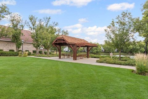 Tiny photo for 1606 FAIRFAX Lane, Oakbrook Terrace, IL 60181 (MLS # 12542546)