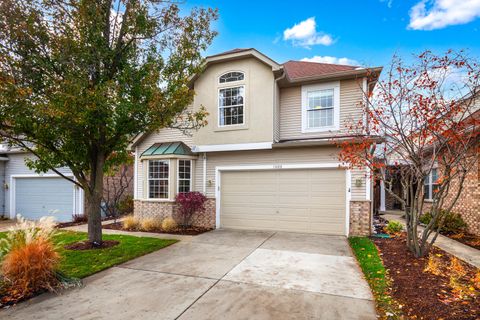 Tiny photo for 1606 FAIRFAX Lane, Oakbrook Terrace, IL 60181 (MLS # 12542546)