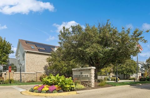 Tiny photo for 1606 FAIRFAX Lane, Oakbrook Terrace, IL 60181 (MLS # 12542546)