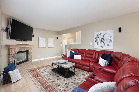 Tiny photo for 1606 FAIRFAX Lane, Oakbrook Terrace, IL 60181 (MLS # 12542546)