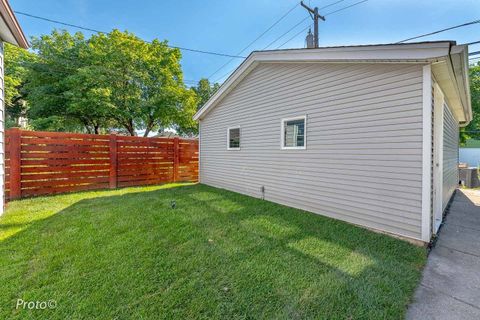 Tiny photo for 1141 Highland Avenue, Oak Park, IL 60304 (MLS # 12507996)