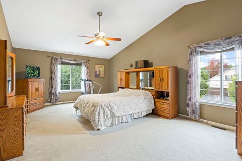 Tiny photo for 1 Winterberry Court, Streamwood, IL 60107 (MLS # 12459248)