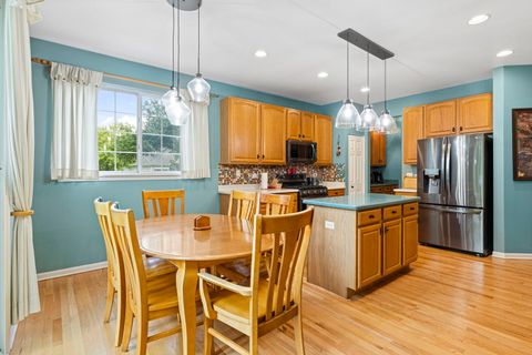 Tiny photo for 1 Winterberry Court, Streamwood, IL 60107 (MLS # 12459248)