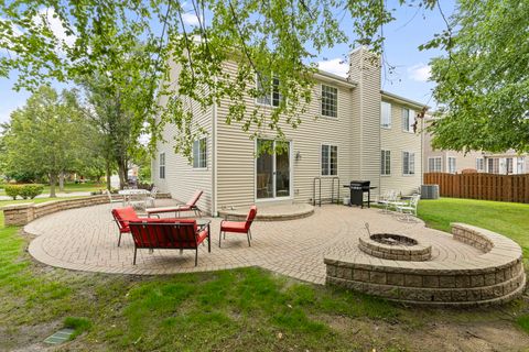 Tiny photo for 1 Winterberry Court, Streamwood, IL 60107 (MLS # 12459248)