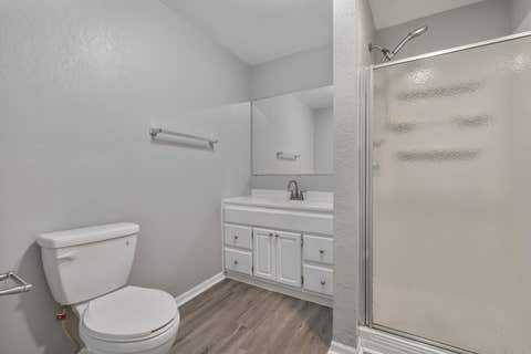 Tiny photo for 712 E 15th Street, Davenport, IA 52803 (MLS # 12678621)
