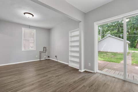Tiny photo for 712 E 15th Street, Davenport, IA 52803 (MLS # 12678621)
