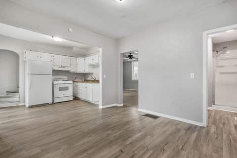 Tiny photo for 712 E 15th Street, Davenport, IA 52803 (MLS # 12678621)