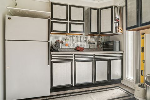 Tiny photo for 214 E Ivy Lane, Arlington Heights, IL 60004 (MLS # 12536580)