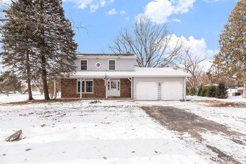 Photo of 1706 S Stewart Avenue, Lombard, IL 60148 (MLS # 12552726)