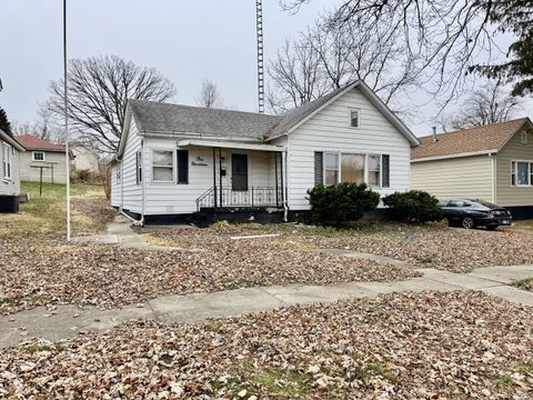 Photo of 119 E 2nd Street, Spring Valley, IL 61362 (MLS # 12523414)