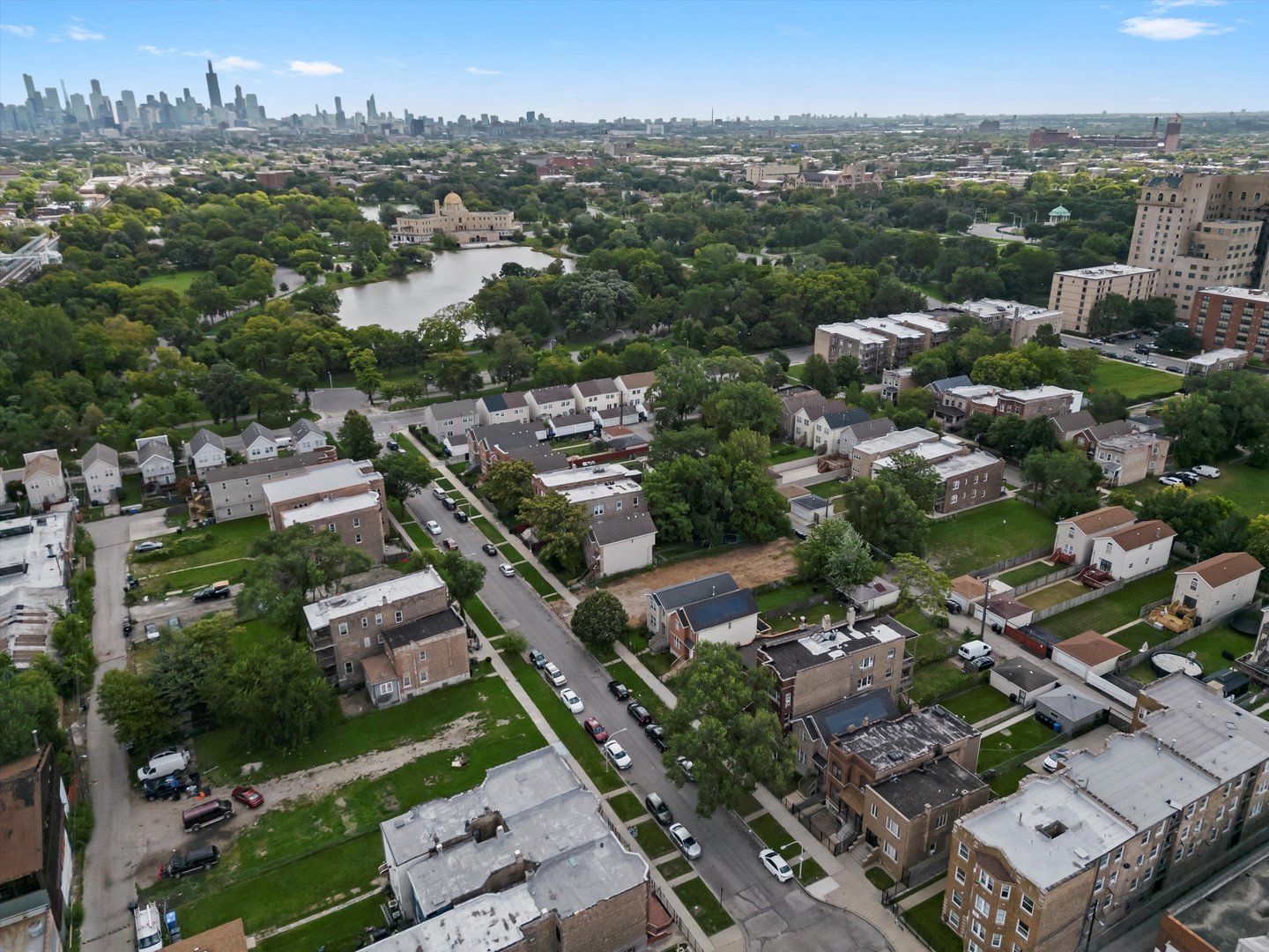 3849 W Maypole Avenue