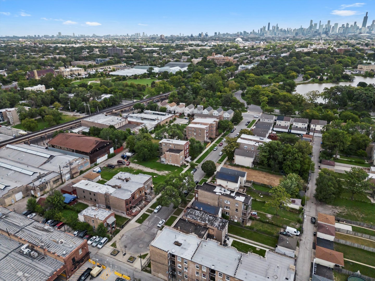 3849 W Maypole Avenue