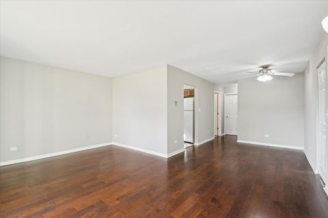 Tiny photo for 266 12th Street #3A, Wheeling, IL 60090 (MLS # 12636187)