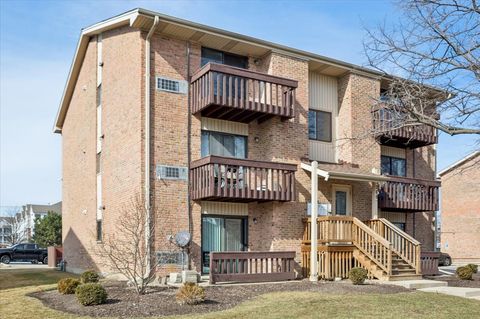 Photo of 266 12th Street #3A, Wheeling, IL 60090 (MLS # 12636187)
