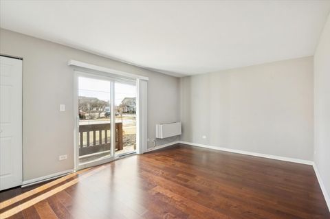 Tiny photo for 266 12th Street #3A, Wheeling, IL 60090 (MLS # 12636187)