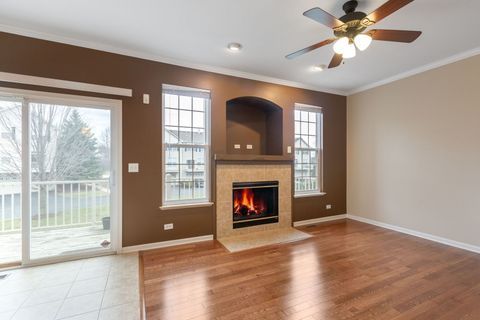 Tiny photo for 787 Thornbury Court, Bartlett, IL 60103 (MLS # 12574494)