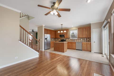Tiny photo for 787 Thornbury Court, Bartlett, IL 60103 (MLS # 12574494)