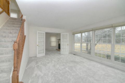 Tiny photo for 230 Benton Lane, Bloomingdale, IL 60108 (MLS # 12576037)