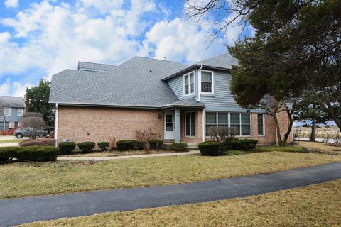 Tiny photo for 230 Benton Lane, Bloomingdale, IL 60108 (MLS # 12576037)