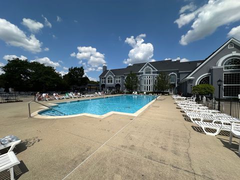 Tiny photo for 230 Benton Lane, Bloomingdale, IL 60108 (MLS # 12576037)