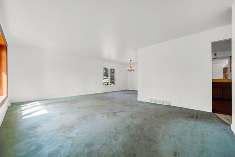 Tiny photo for 511 W Arquilla Drive, Glenwood, IL 60425 (MLS # 12483172)