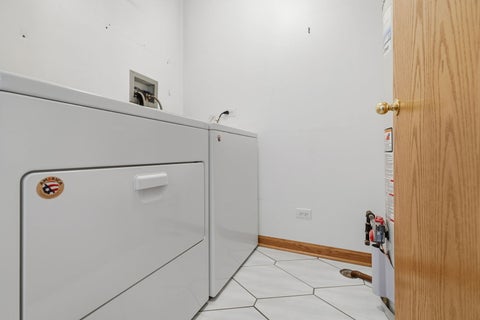 Tiny photo for 7420 W Lawrence Avenue #409, Harwood Heights, IL 60706 (MLS # 12682088)