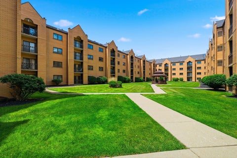 Tiny photo for 7420 W Lawrence Avenue #409, Harwood Heights, IL 60706 (MLS # 12682088)